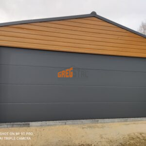 GARAŻ BLASZANY Z BRAMĄ SEGMENTOWĄ 9m X 6m